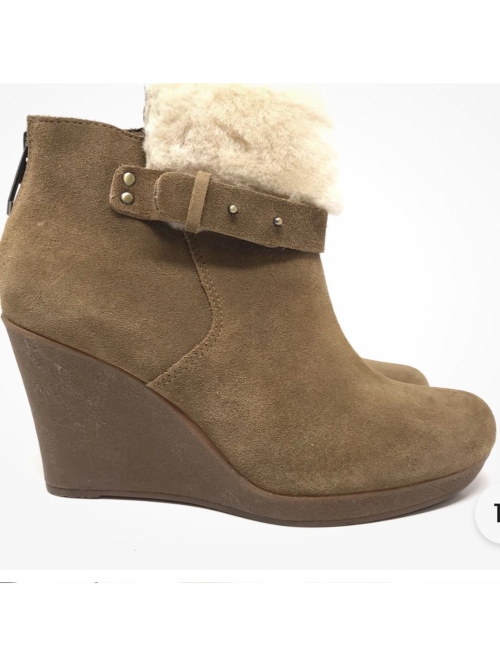 UGG Antonia Suede/Sheepskin Wedge Ankle Boots in Chestnut